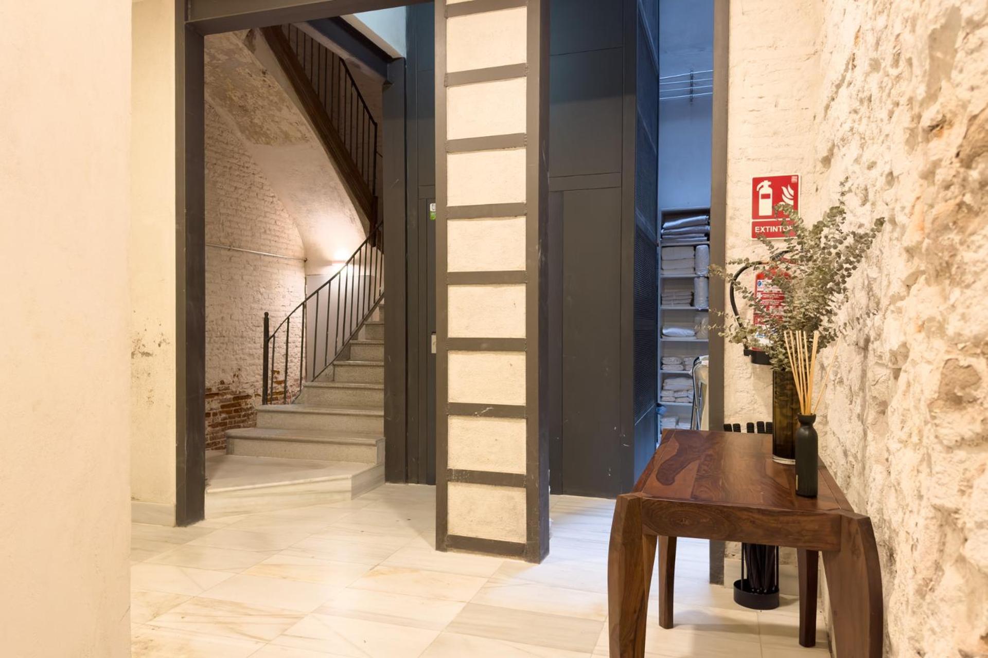 Unique Living Born Apartments & Studios Barcelona Exteriör bild